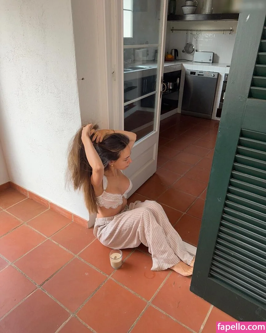 Marci Onlyfans Photo Gallery 