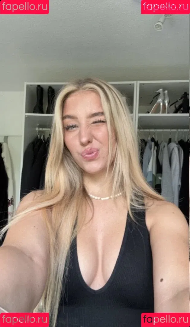 Hannah Maria Onlyfans Photo Gallery 