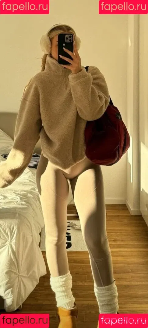 Hannah Maria Onlyfans Photo Gallery 
