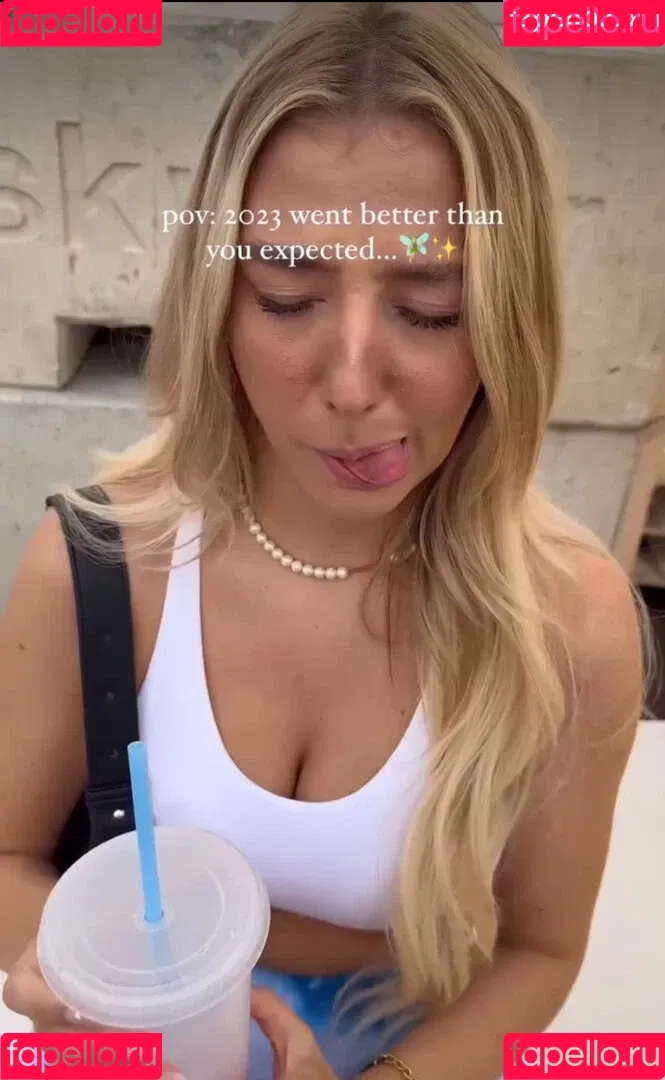 Hannah Maria Onlyfans Photo Gallery 