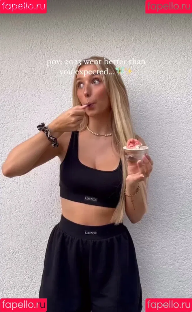 Hannah Maria Onlyfans Photo Gallery 