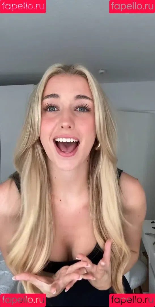 Hannah Maria Onlyfans Photo Gallery 