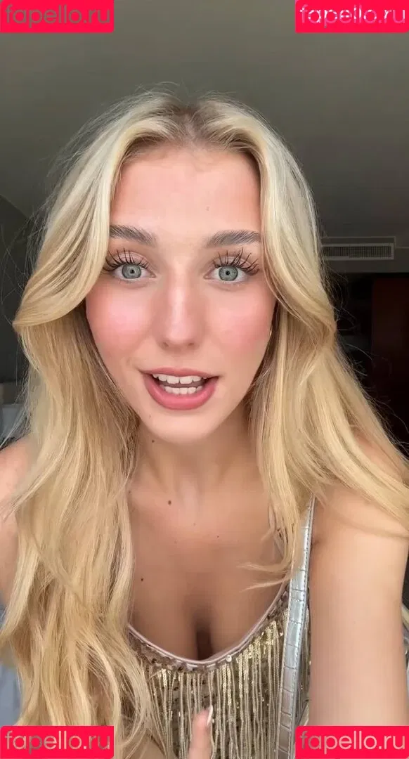Hannah Maria Onlyfans Photo Gallery 