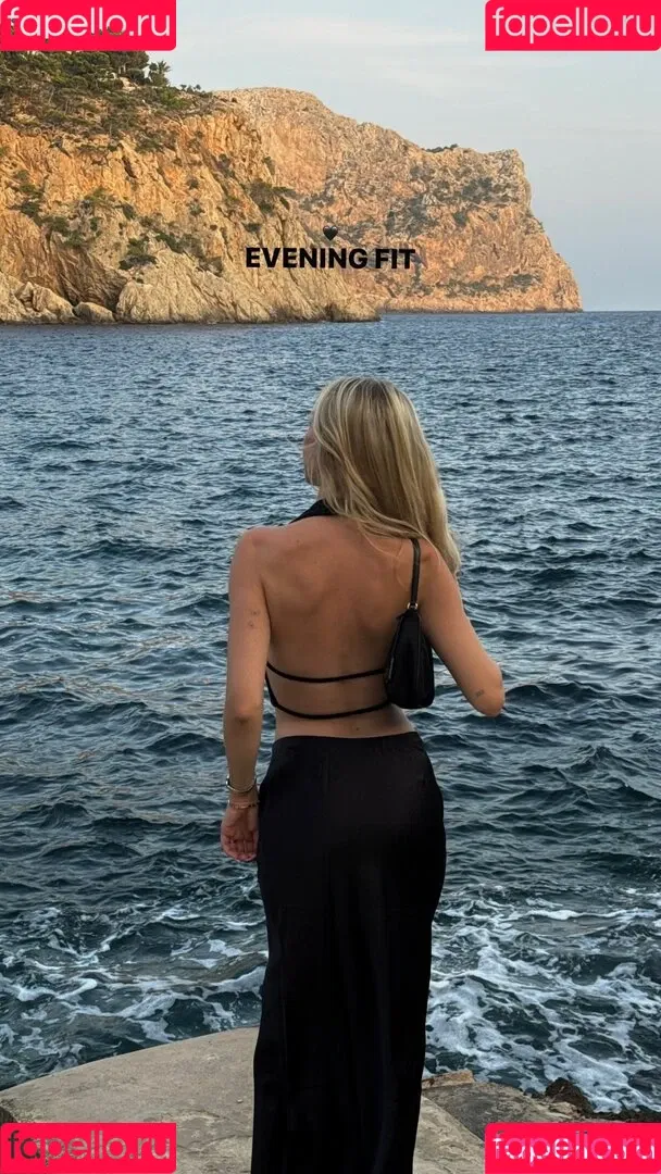 Hannah Maria Onlyfans Photo Gallery 