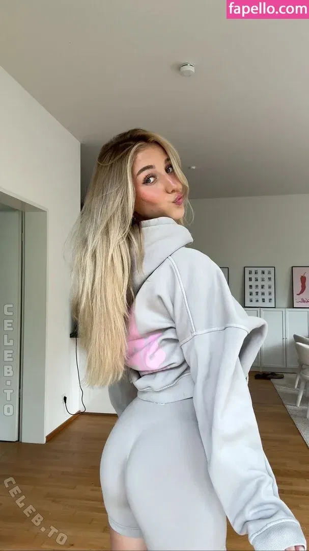 Hannah Maria Onlyfans Photo Gallery 