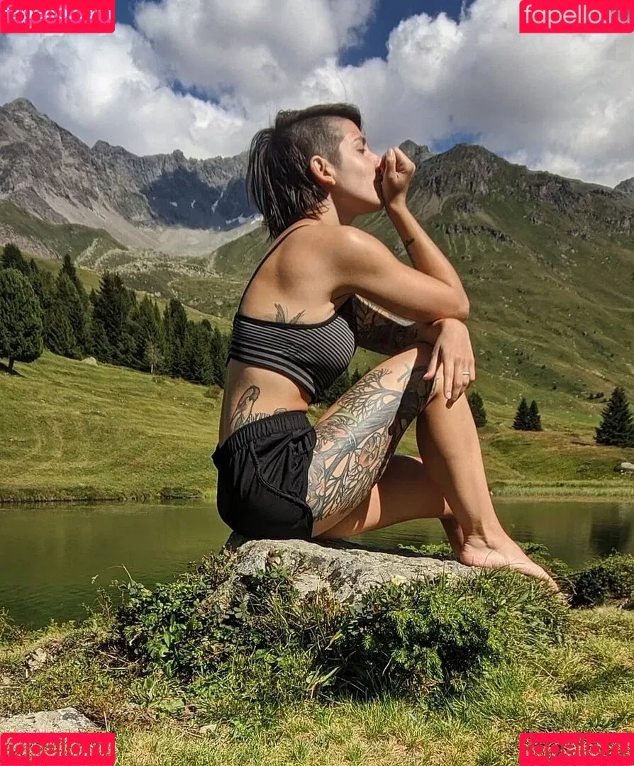 Salome Gschwind-Repp Onlyfans Photo Gallery 