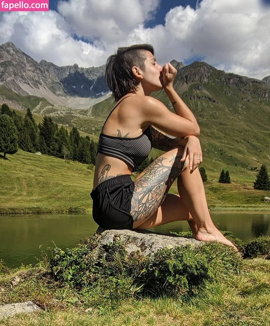 Salome Gschwind-Repp Onlyfans Photo Gallery 