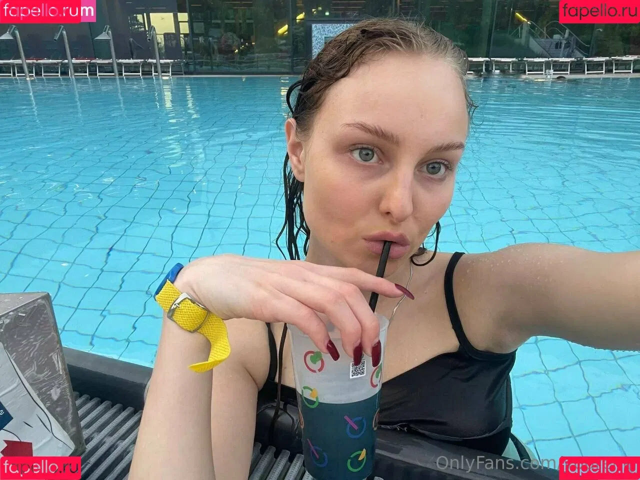 yourene Onlyfans Photo Gallery 
