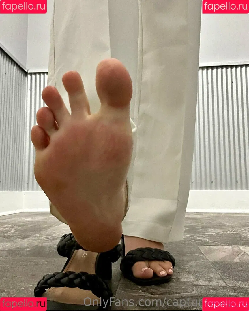 capturedbylily Onlyfans Photo Gallery 