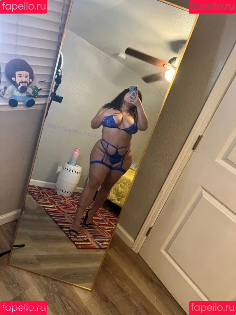aintthatabummer Onlyfans Photo Gallery 