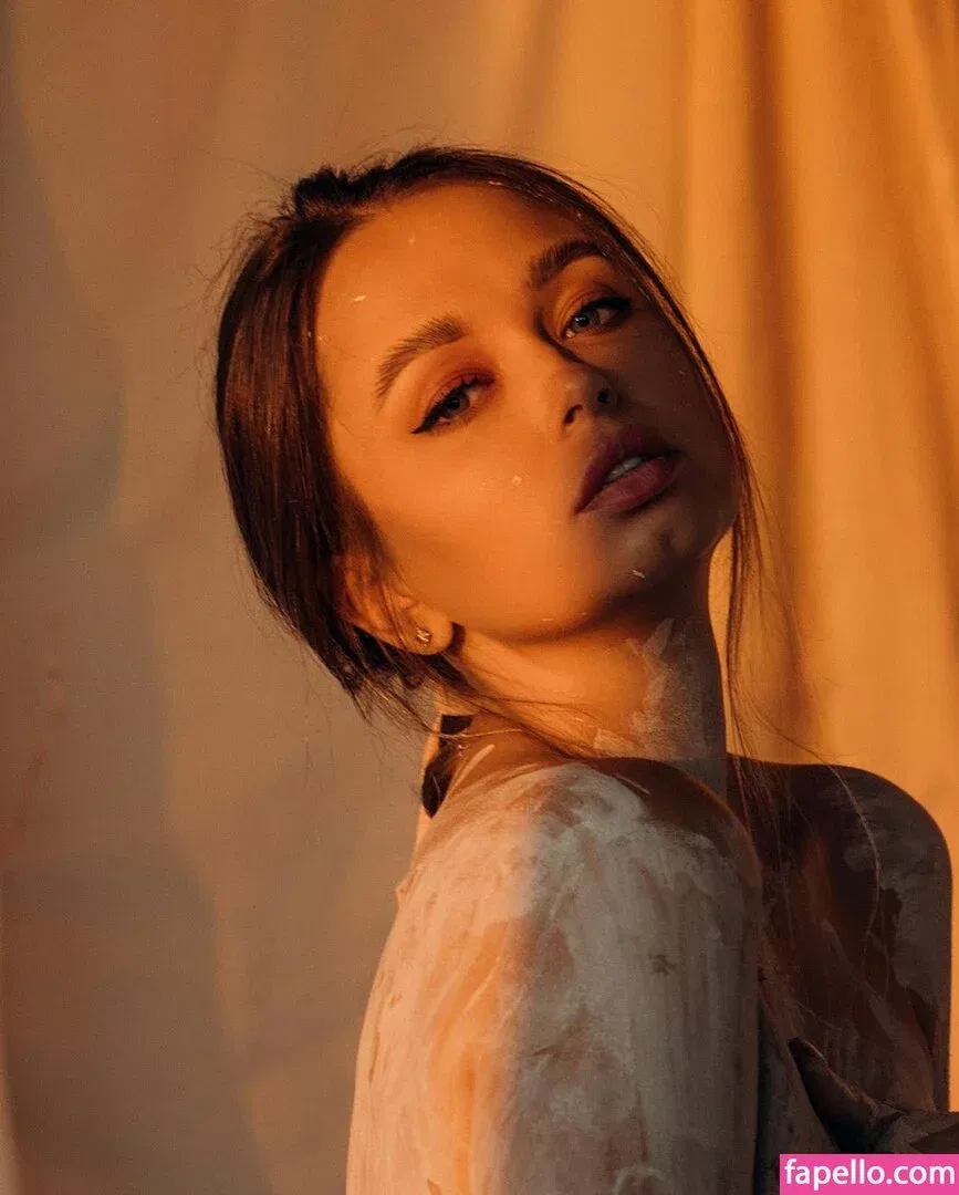 Lubov Gulyak Onlyfans Photo Gallery 