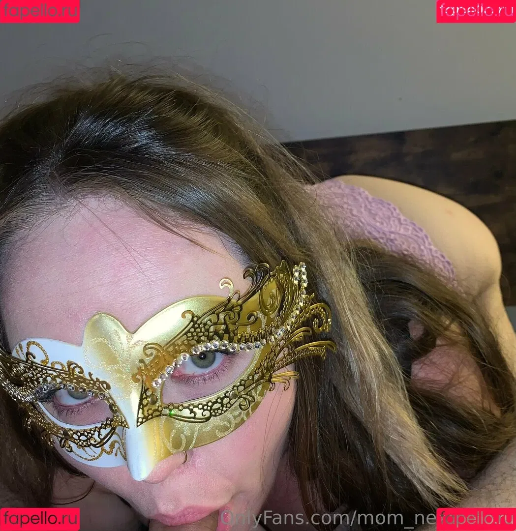 mom_nextdoor90 Onlyfans Photo Gallery 