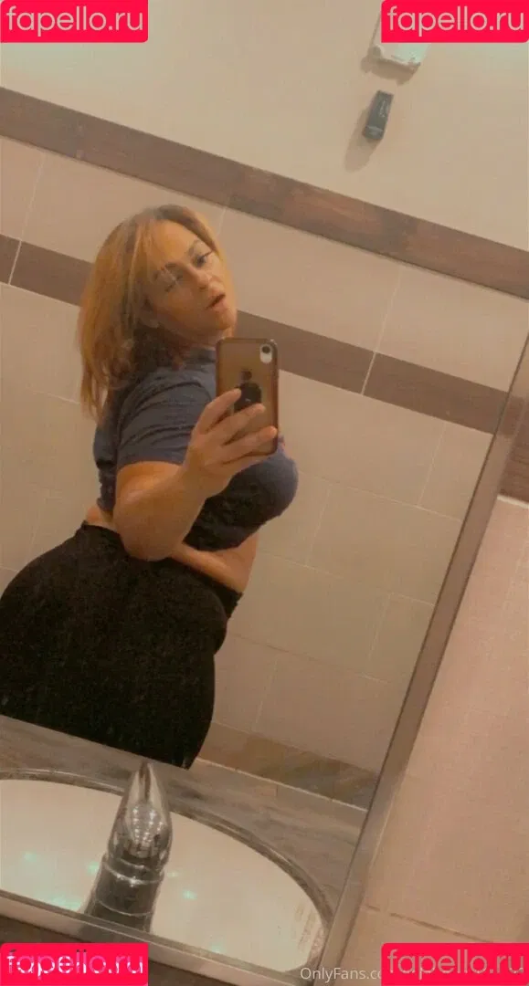 lolabooty111122 Onlyfans Photo Gallery 