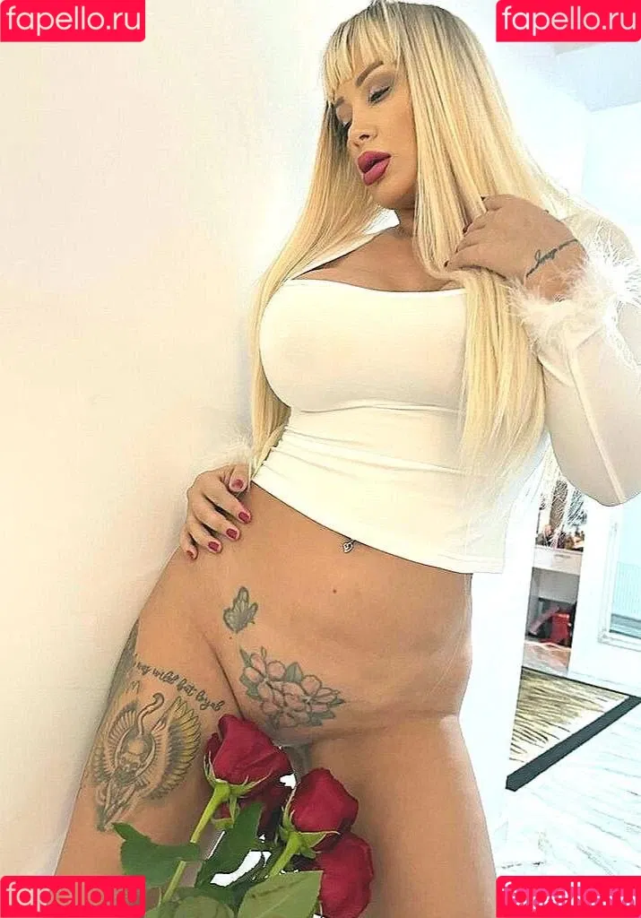 Simona Trasca Onlyfans Photo Gallery 