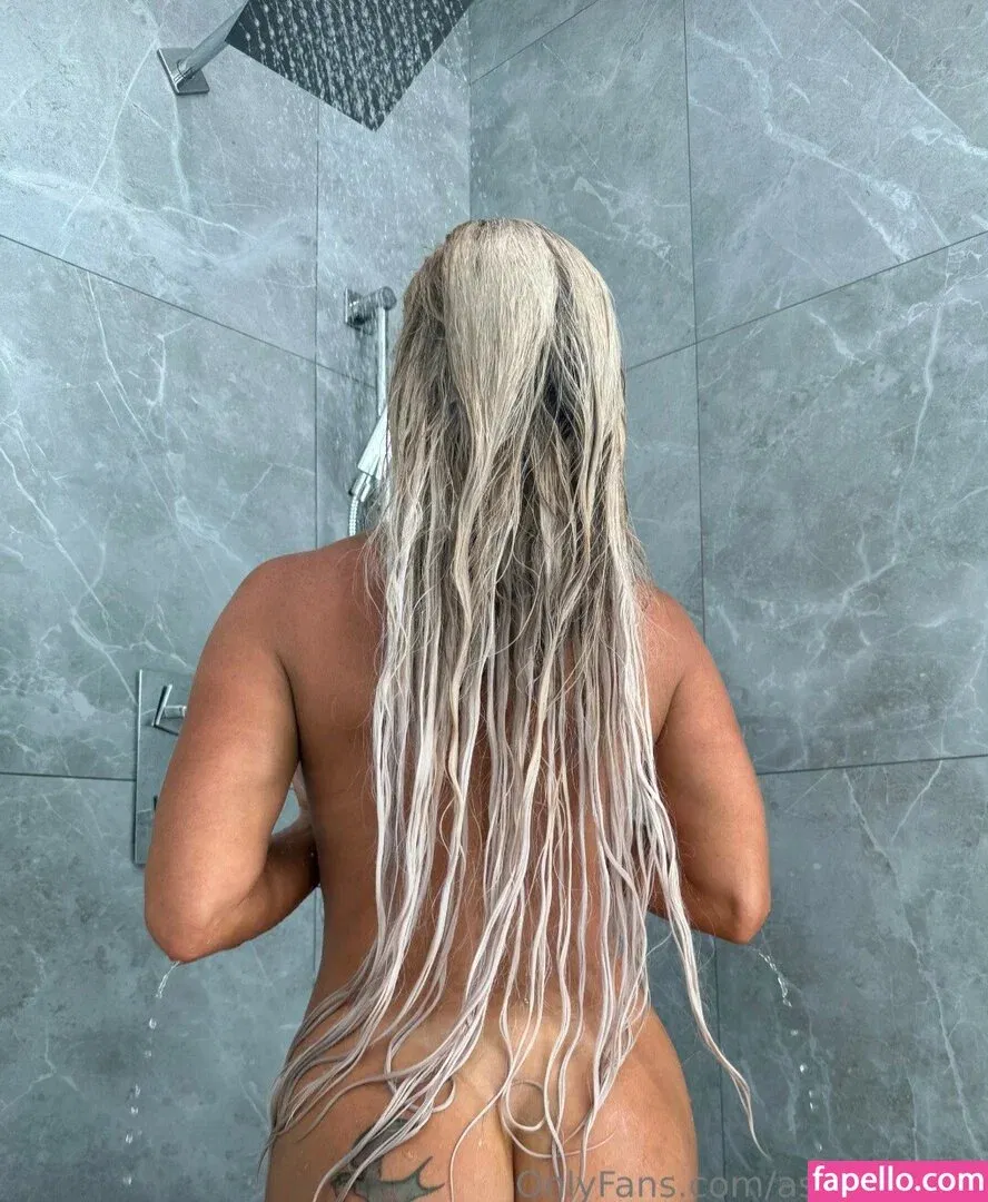 Honey Moon Onlyfans Photo Gallery 