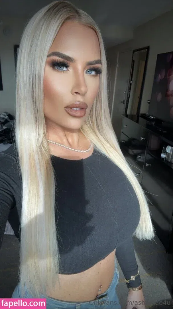 Honey Moon Onlyfans Photo Gallery 