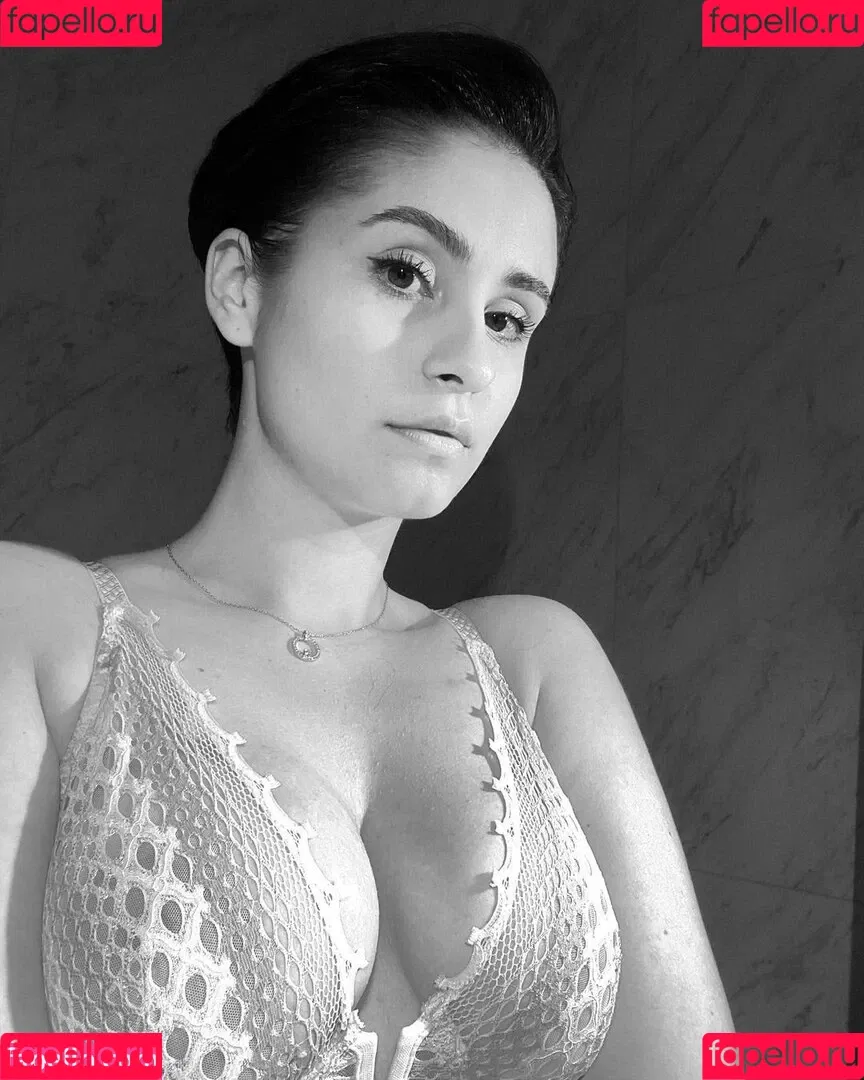 only.lika Onlyfans Photo Gallery 