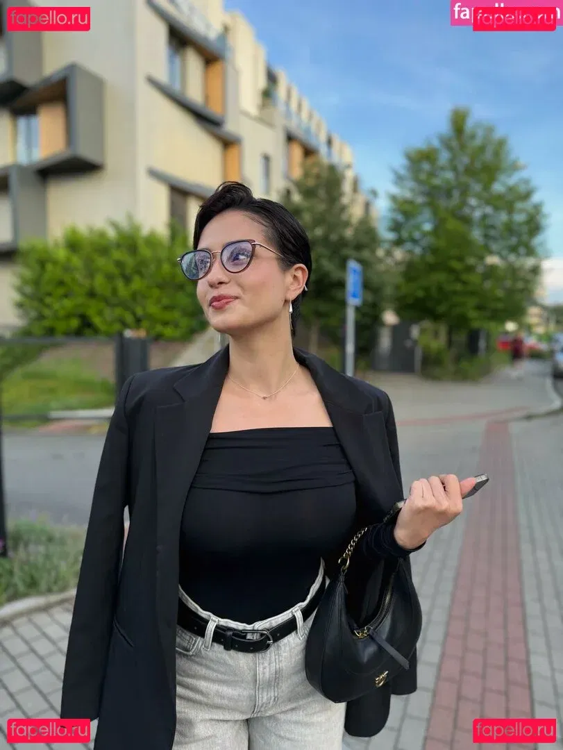 only.lika Onlyfans Photo Gallery 