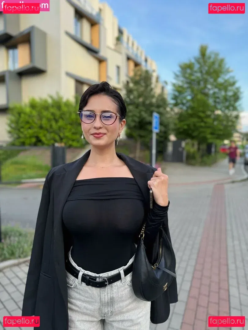 only.lika Onlyfans Photo Gallery 