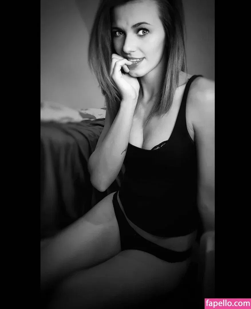 aurora_t Onlyfans Photo Gallery 