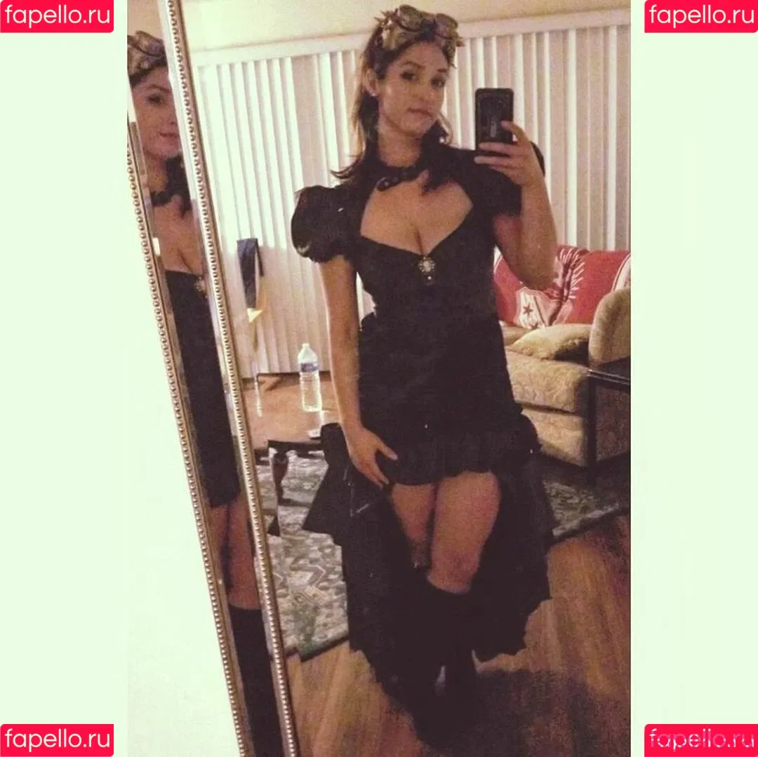 Laura Eldred Onlyfans Photo Gallery 