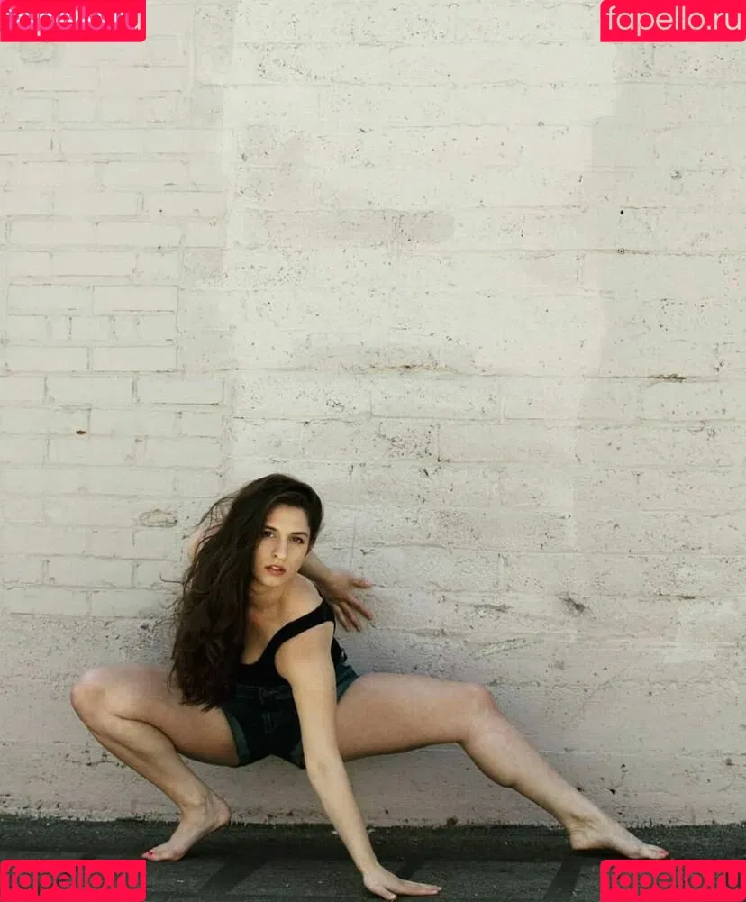 Laura Eldred Onlyfans Photo Gallery 