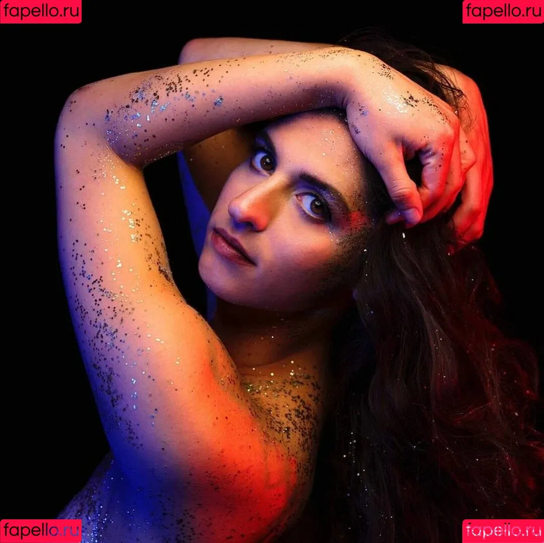 Laura Eldred Onlyfans Photo Gallery 