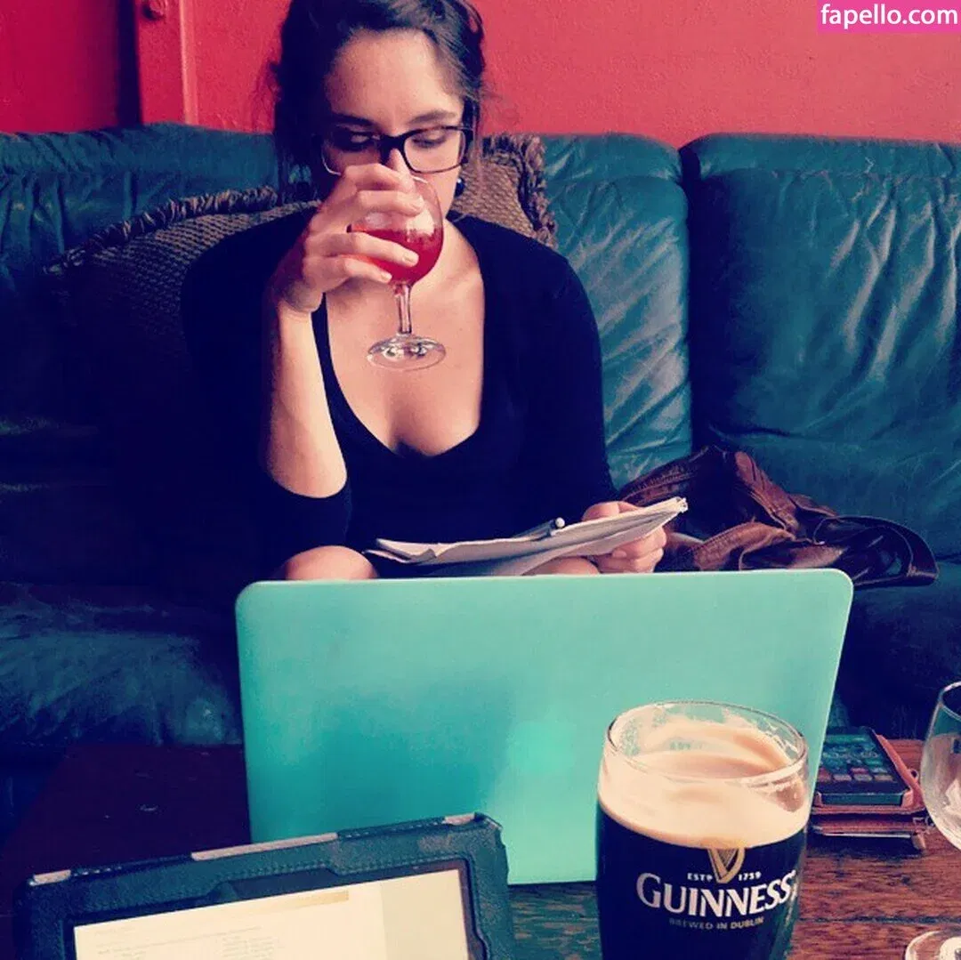 Laura Eldred Onlyfans Photo Gallery 