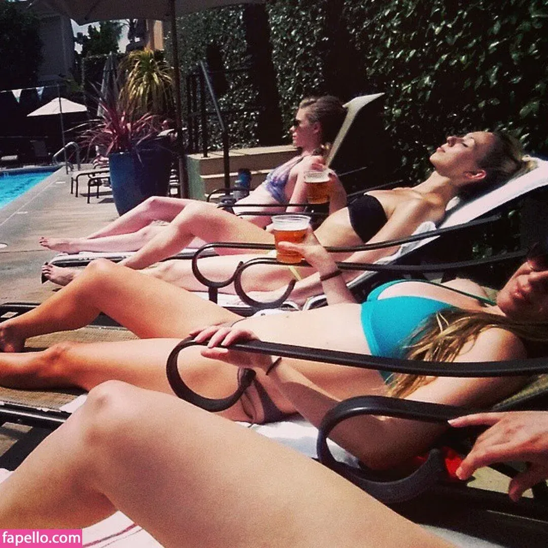 Laura Eldred Onlyfans Photo Gallery 