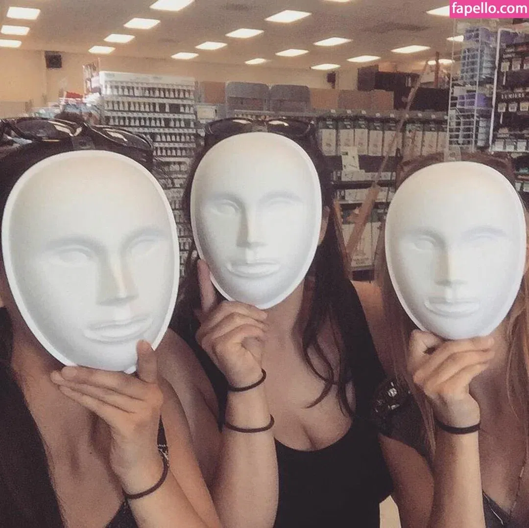 Laura Eldred Onlyfans Photo Gallery 