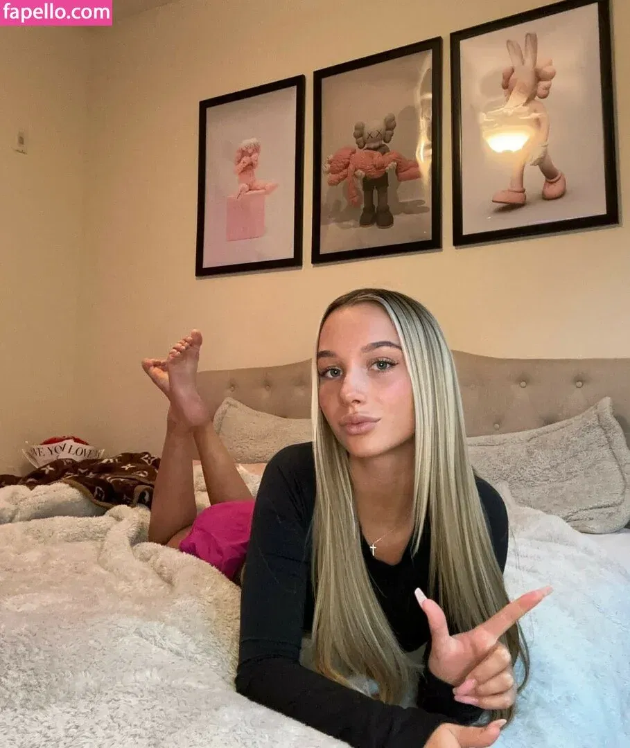 Goddess Nova Onlyfans Photo Gallery 