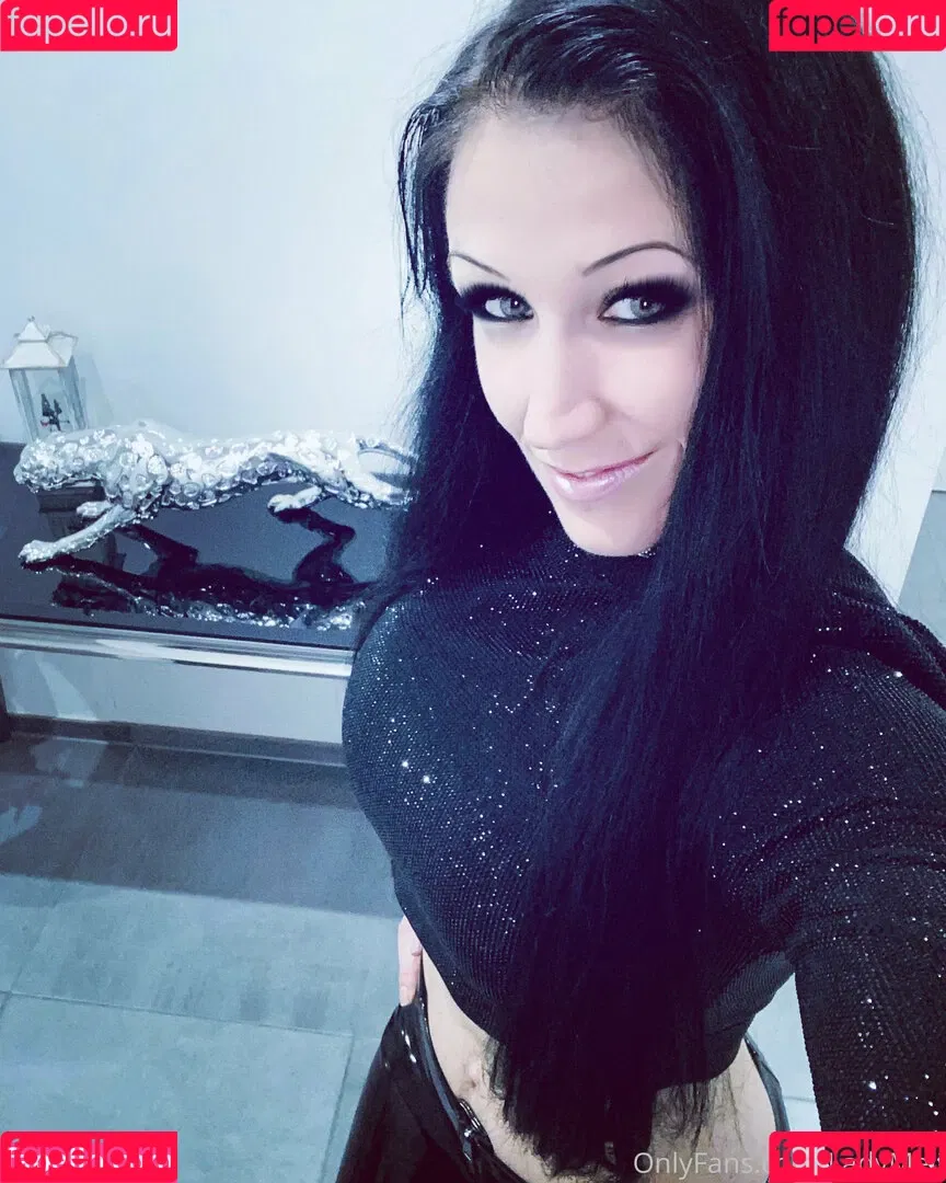 MeliDeluxe Onlyfans Photo Gallery 