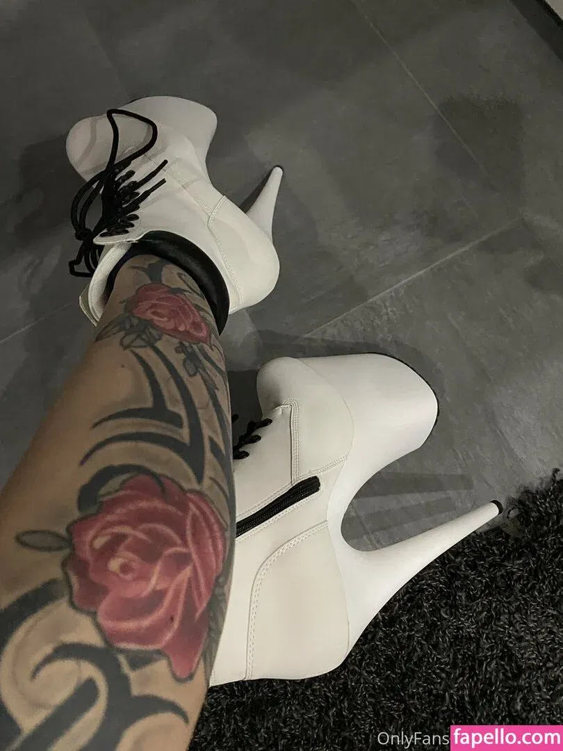 MeliDeluxe Onlyfans Photo Gallery 