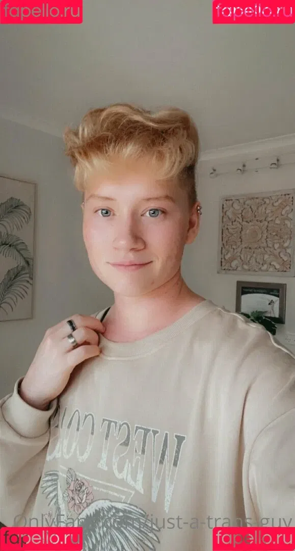 just-a-trans-guy Onlyfans Photo Gallery 