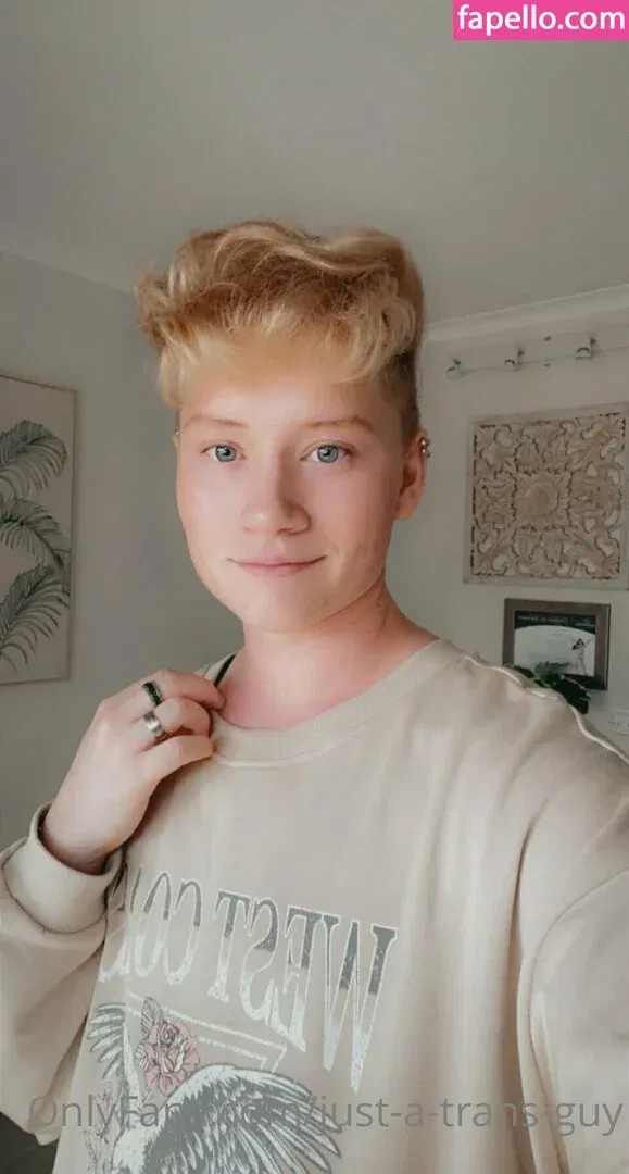 just-a-trans-guy Onlyfans Photo Gallery 