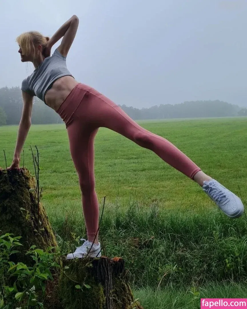 Franziska Reineke Onlyfans Photo Gallery 