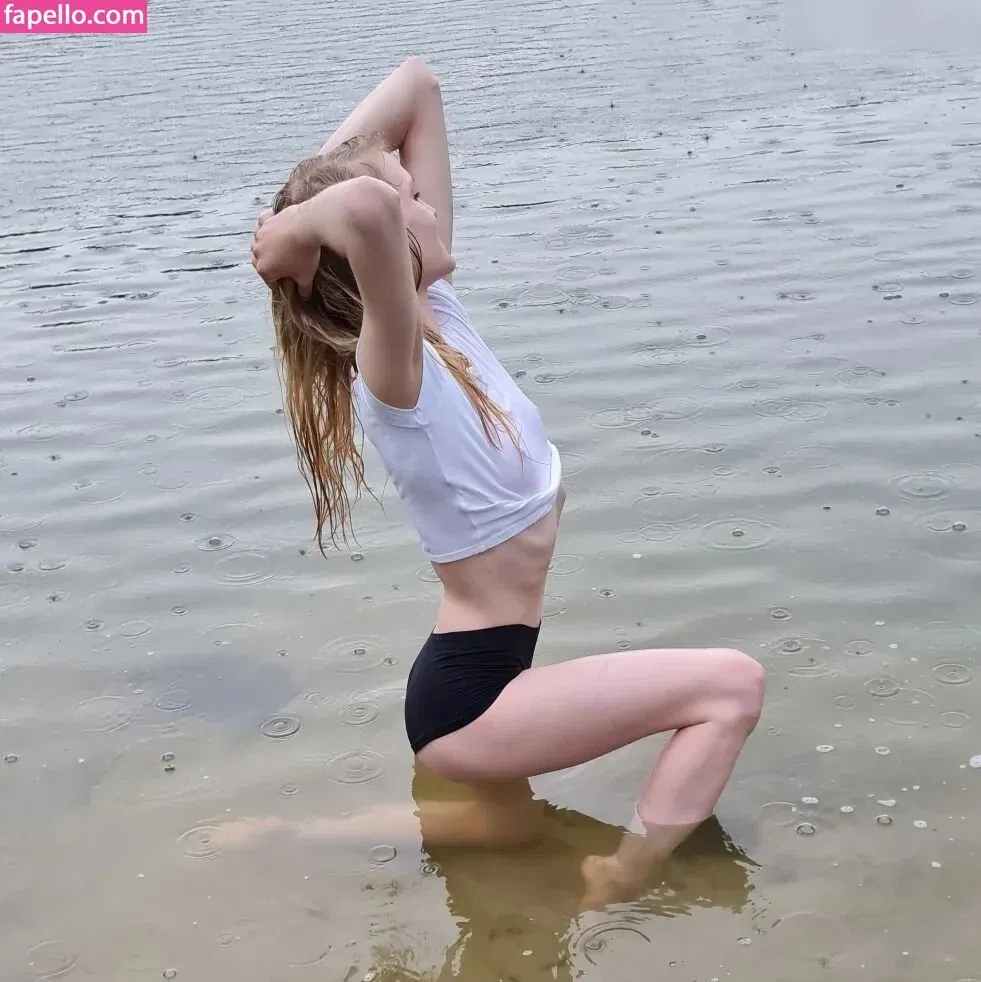 Franziska Reineke Onlyfans Photo Gallery 