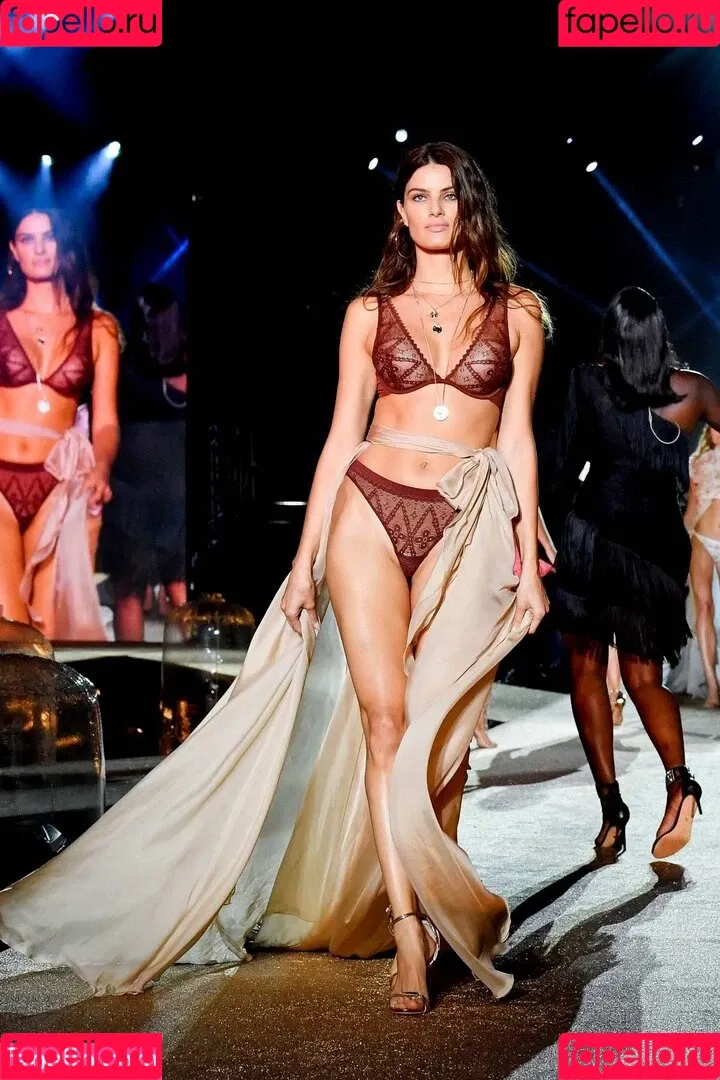 Isabeli Fontana Onlyfans Photo Gallery 
