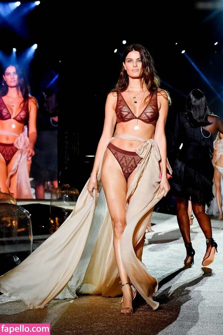 Isabeli Fontana Onlyfans Photo Gallery 