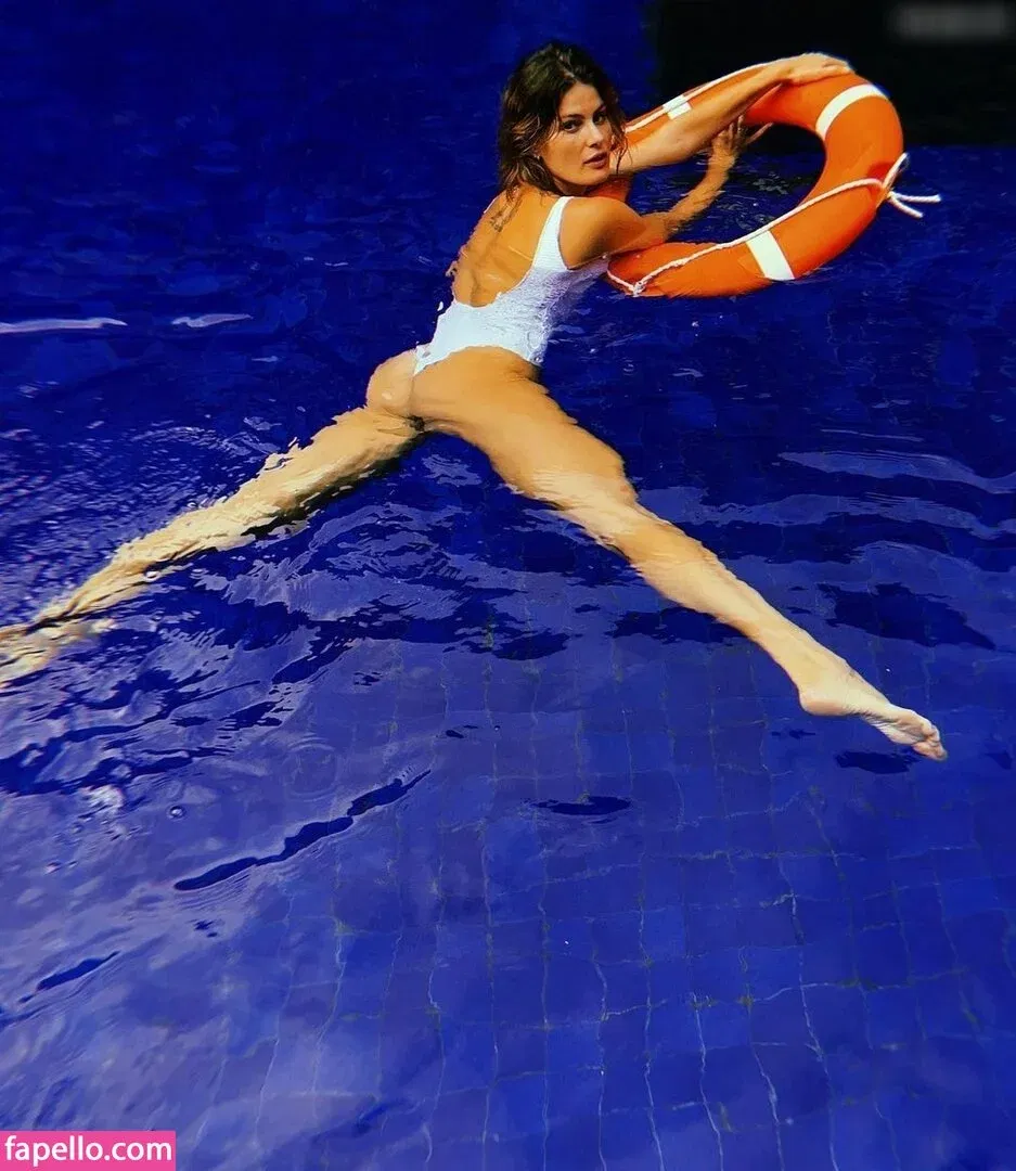 Isabeli Fontana Onlyfans Photo Gallery 