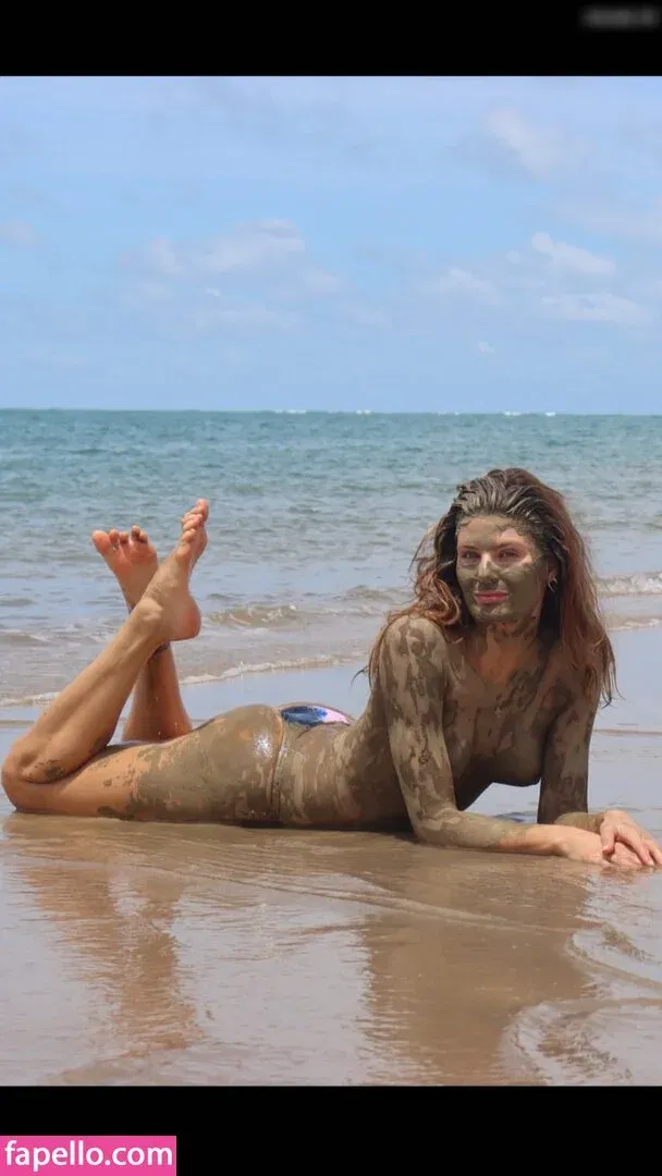 Isabeli Fontana Onlyfans Photo Gallery 