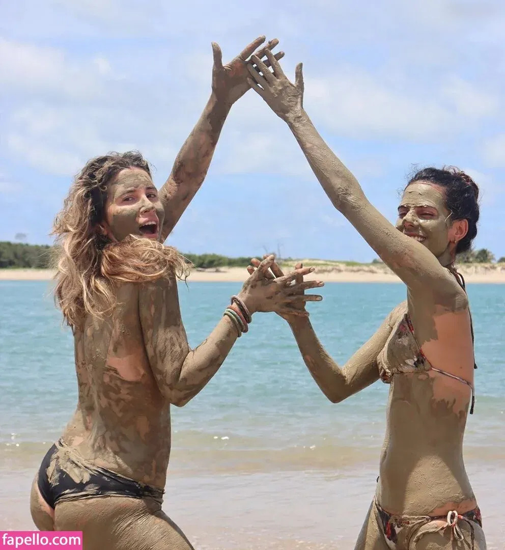 Isabeli Fontana Onlyfans Photo Gallery 