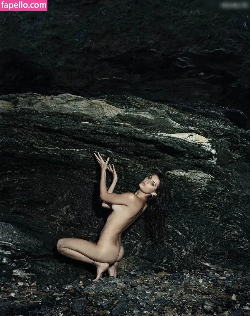 Isabeli Fontana Onlyfans Photo Gallery 