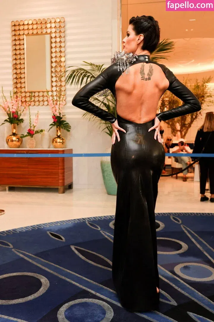 Isabeli Fontana Onlyfans Photo Gallery 