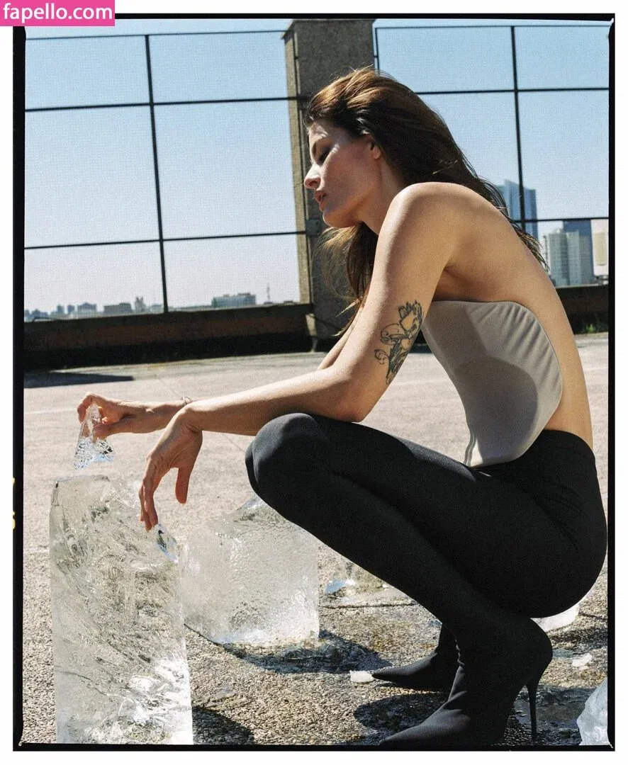 Isabeli Fontana Onlyfans Photo Gallery 