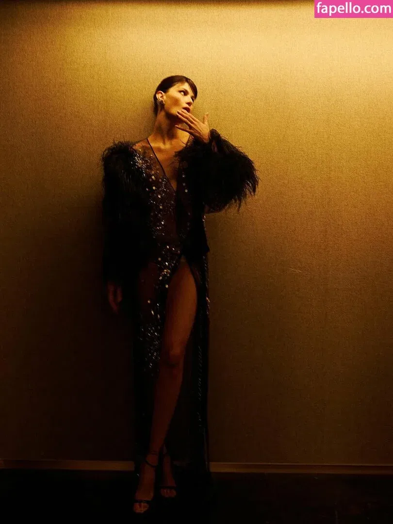 Isabeli Fontana Onlyfans Photo Gallery 