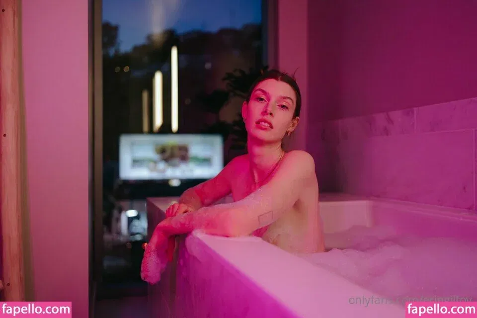 eringilfoy Onlyfans Photo Gallery 