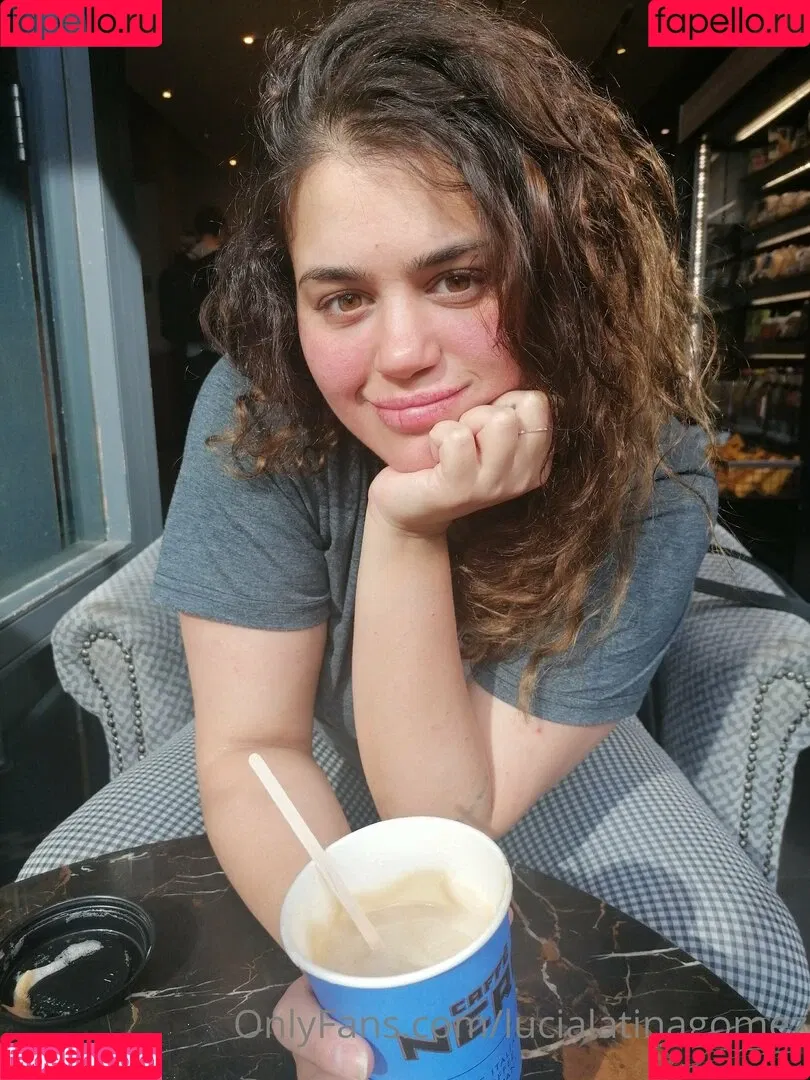 lucialatinagomez Onlyfans Photo Gallery 