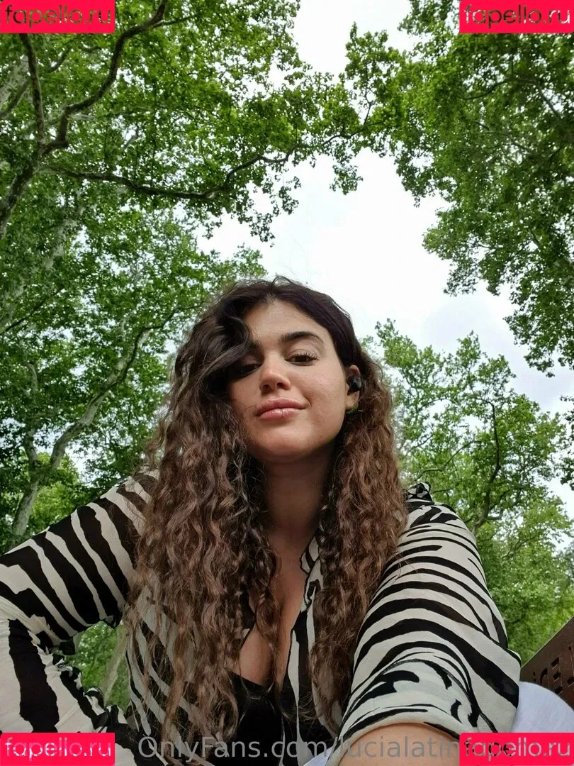 lucialatinagomez Onlyfans Photo Gallery 