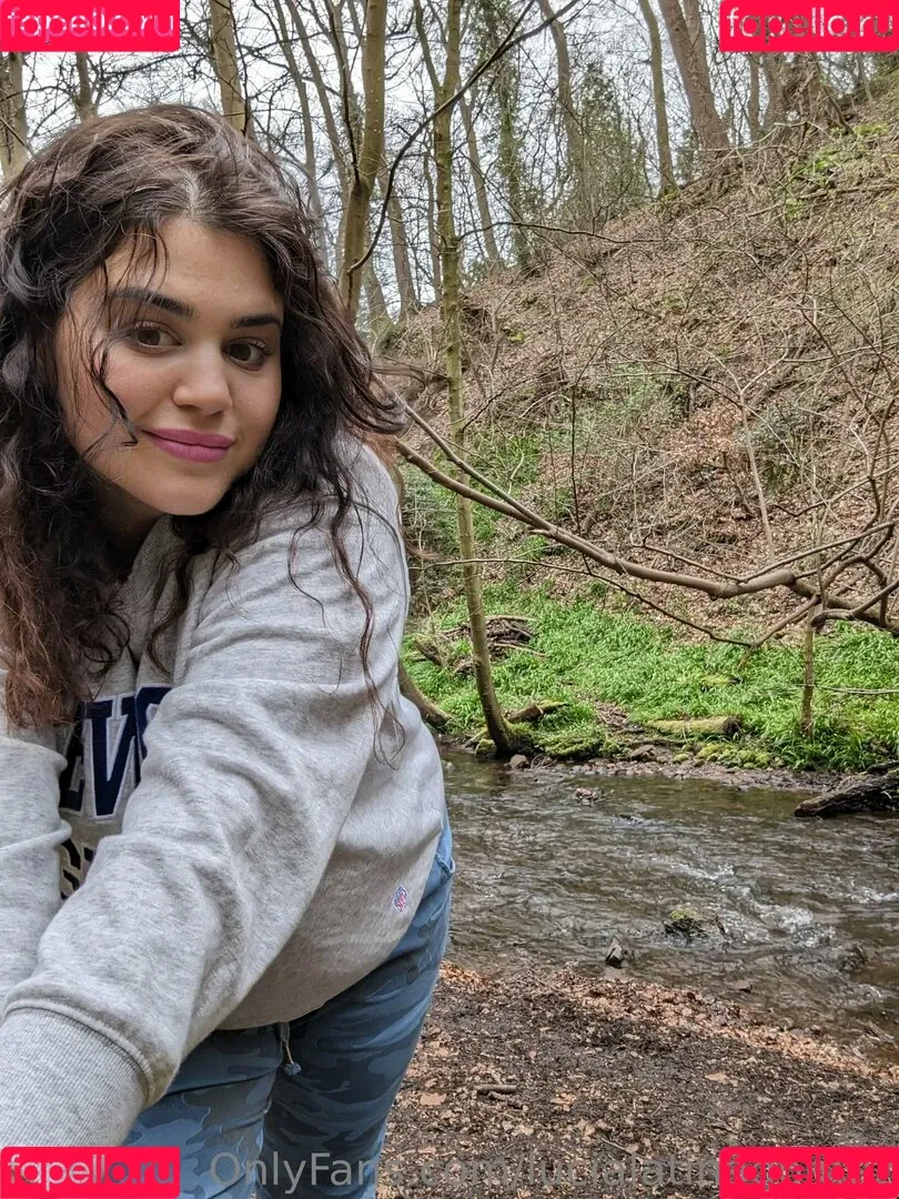 lucialatinagomez Onlyfans Photo Gallery 
